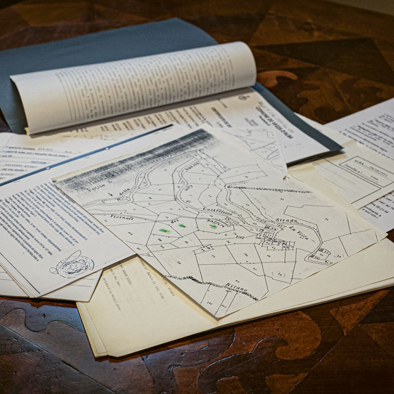 Some deeds of purchase of vineyards at Valmaggiore